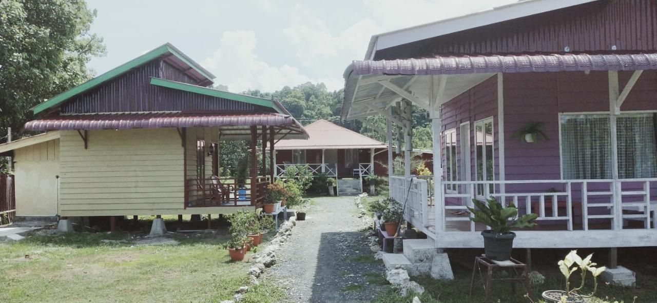 Pondok Oma Lasikin Экстерьер фото